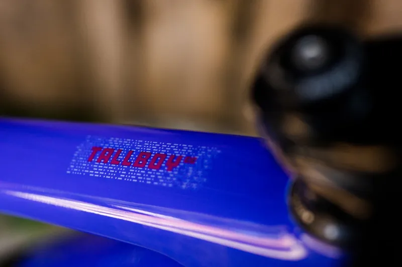 Santa Cruz Tallboy C S Mountain Bike 2023 Gloss Ultra Blue-6